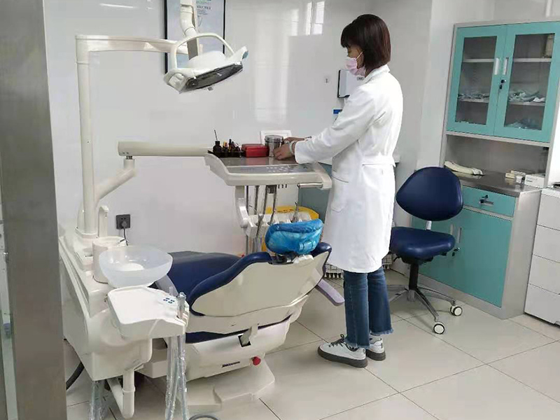 口腔科工作臺